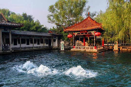 濟(jì)南趵突泉景區(qū)